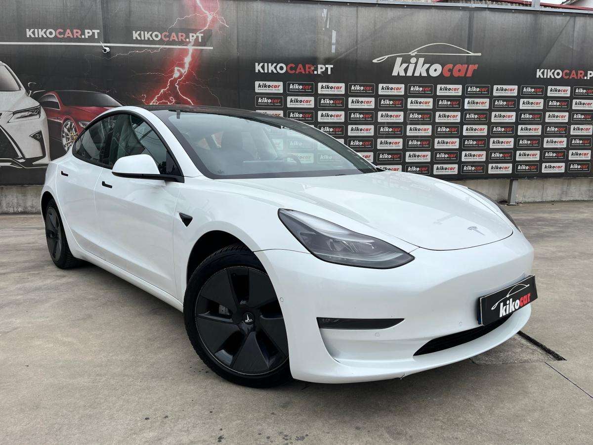 tesla-model-3-2021-eletrico-500cc