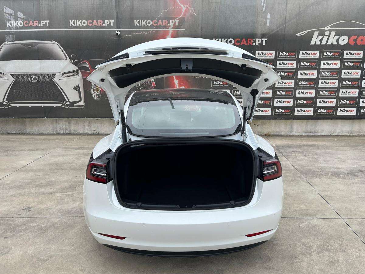 tesla-model-3-2021-eletrico-500cc