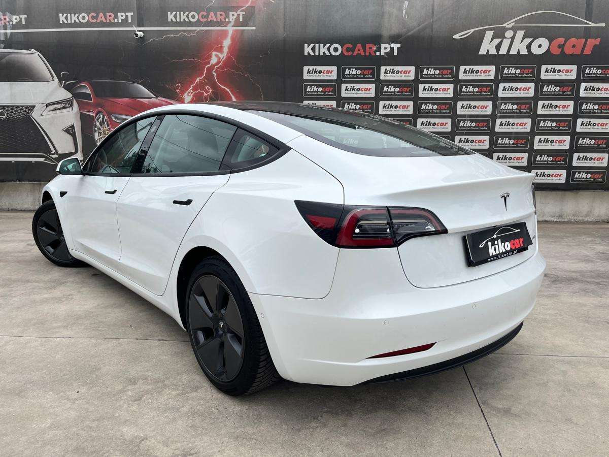 tesla-model-3-2021-eletrico-500cc