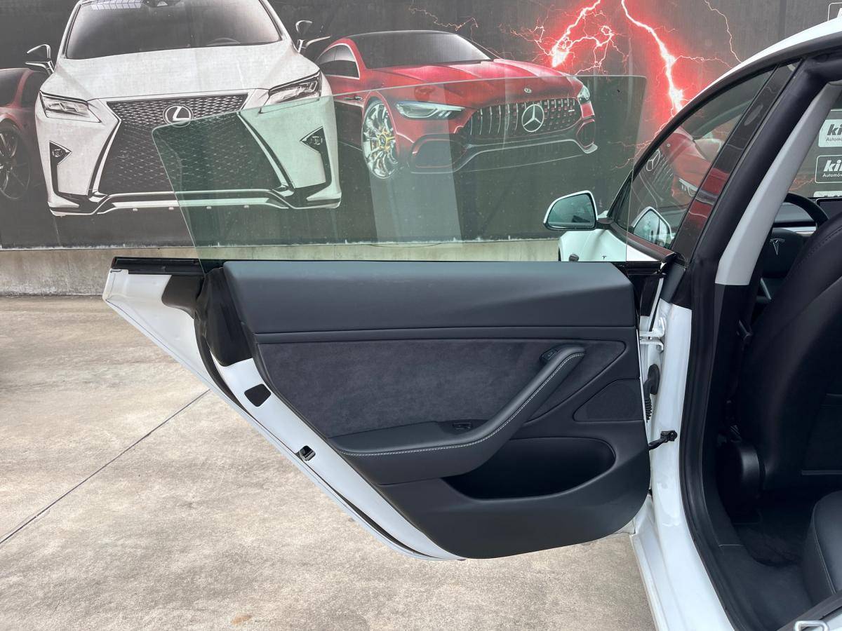 tesla-model-3-2021-eletrico-500cc