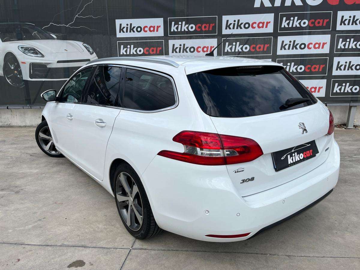 peugeot-308-sw-2016-gasolina-1199cc