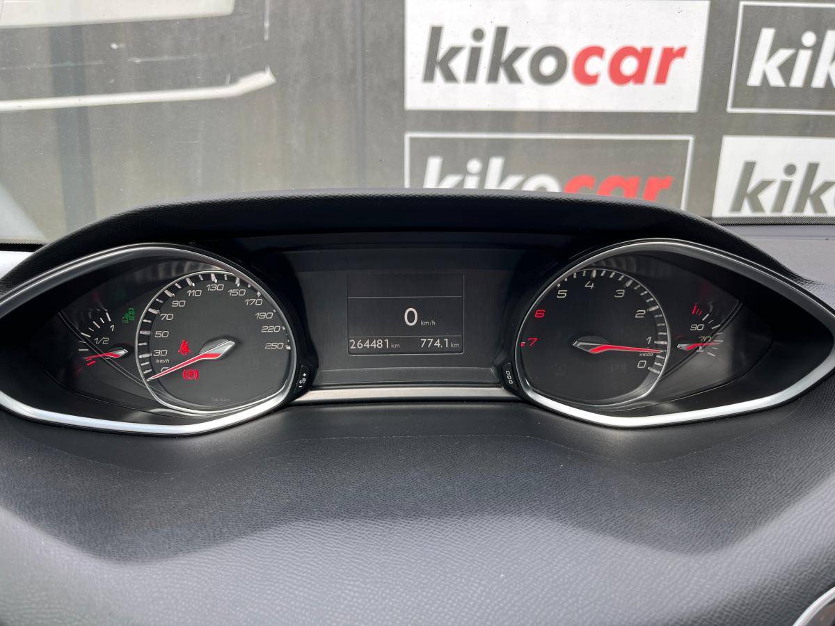 peugeot-308-sw-2016-gasolina-1199cc