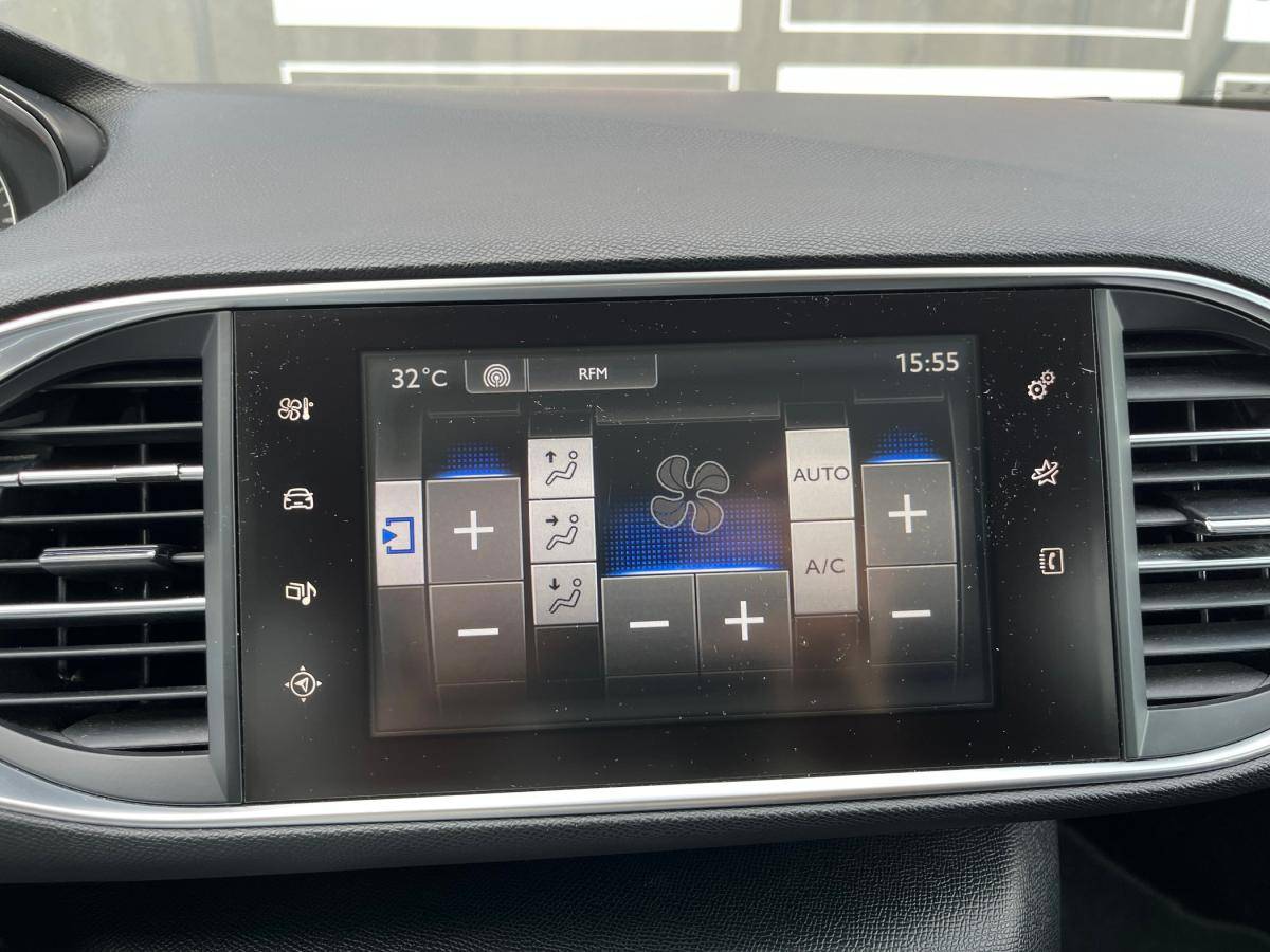 peugeot-308-sw-2016-gasolina-1199cc