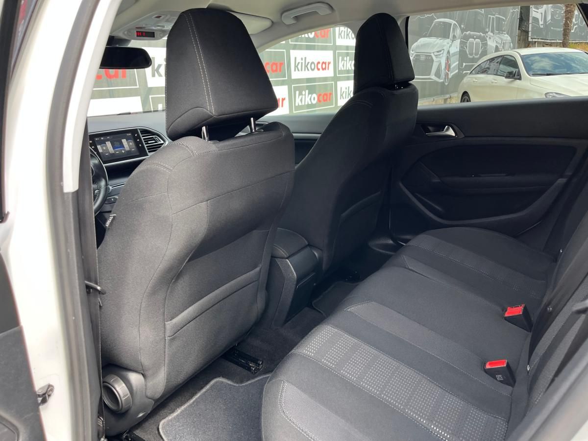 peugeot-308-sw-2016-gasolina-1199cc