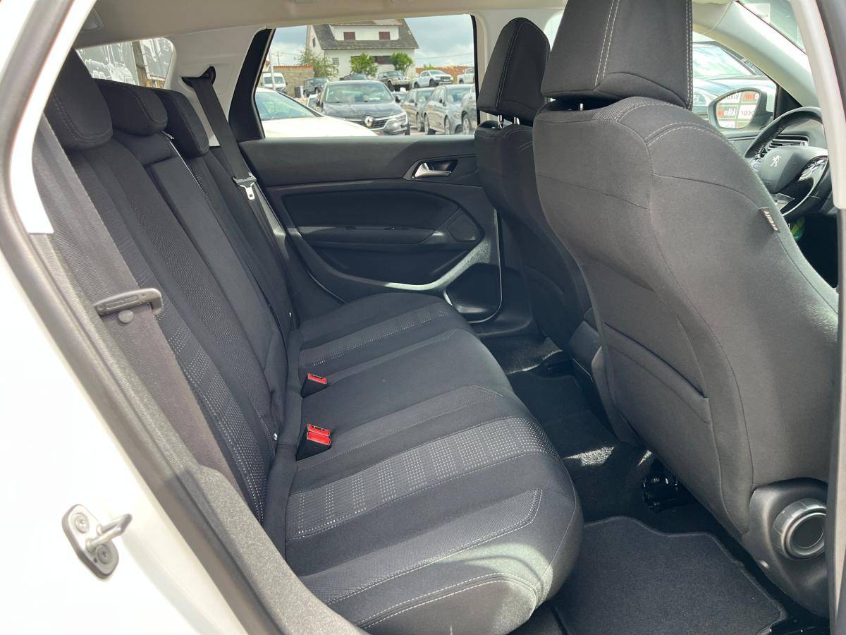 peugeot-308-sw-2016-gasolina-1199cc