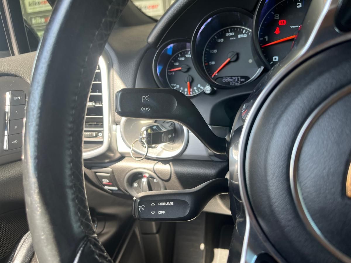 porsche-cayenne-2015-diesel-2967cc