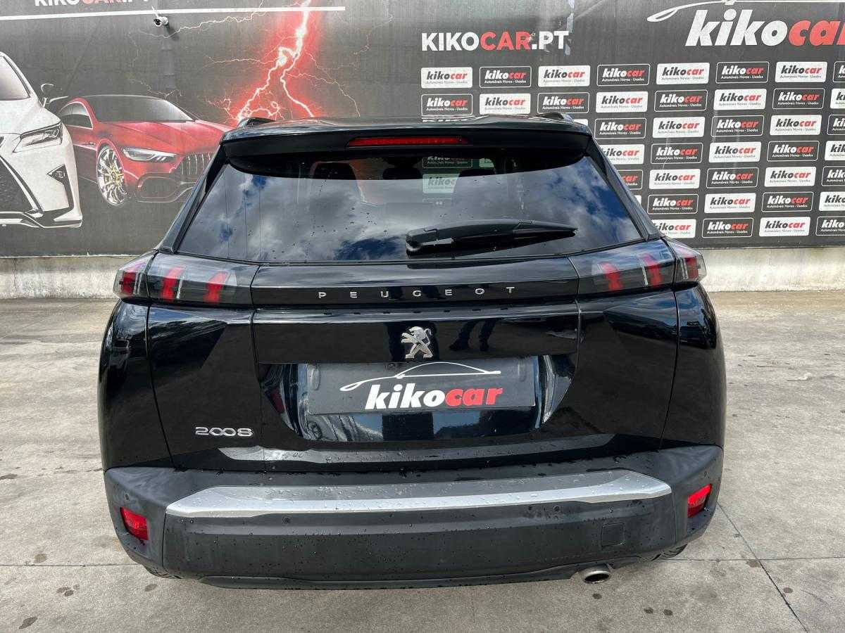 peugeot-2008-2022-diesel-1499cc