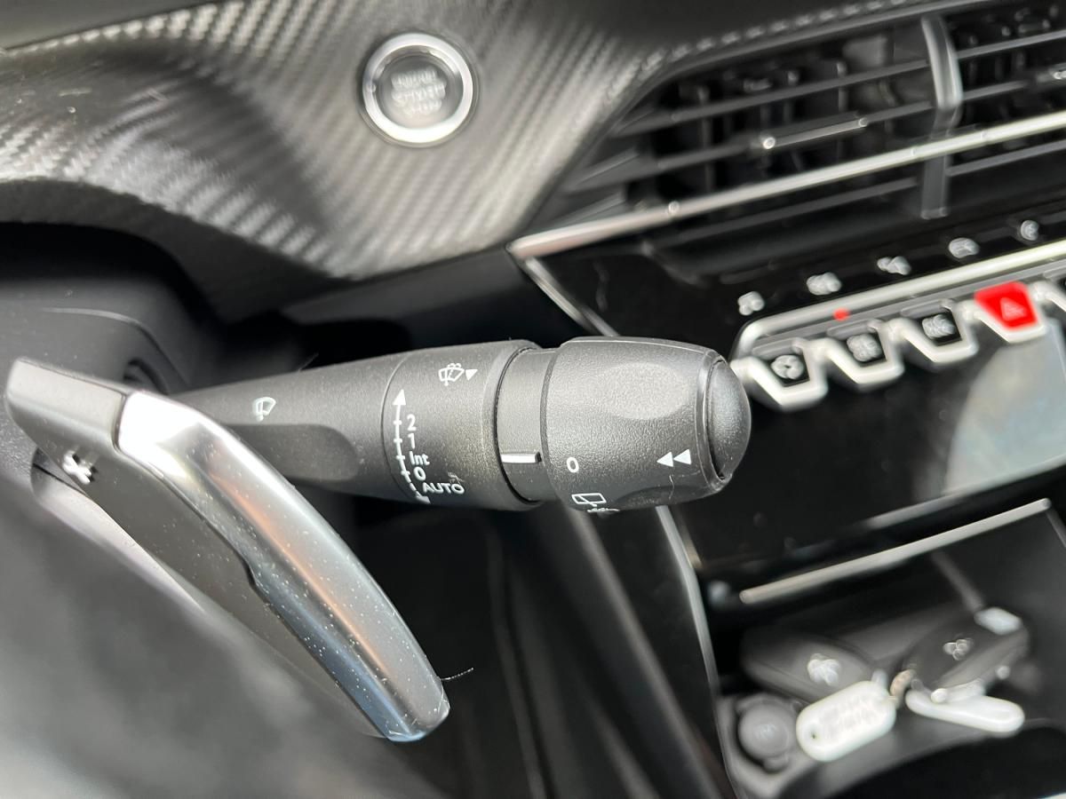 peugeot-2008-2022-diesel-1499cc