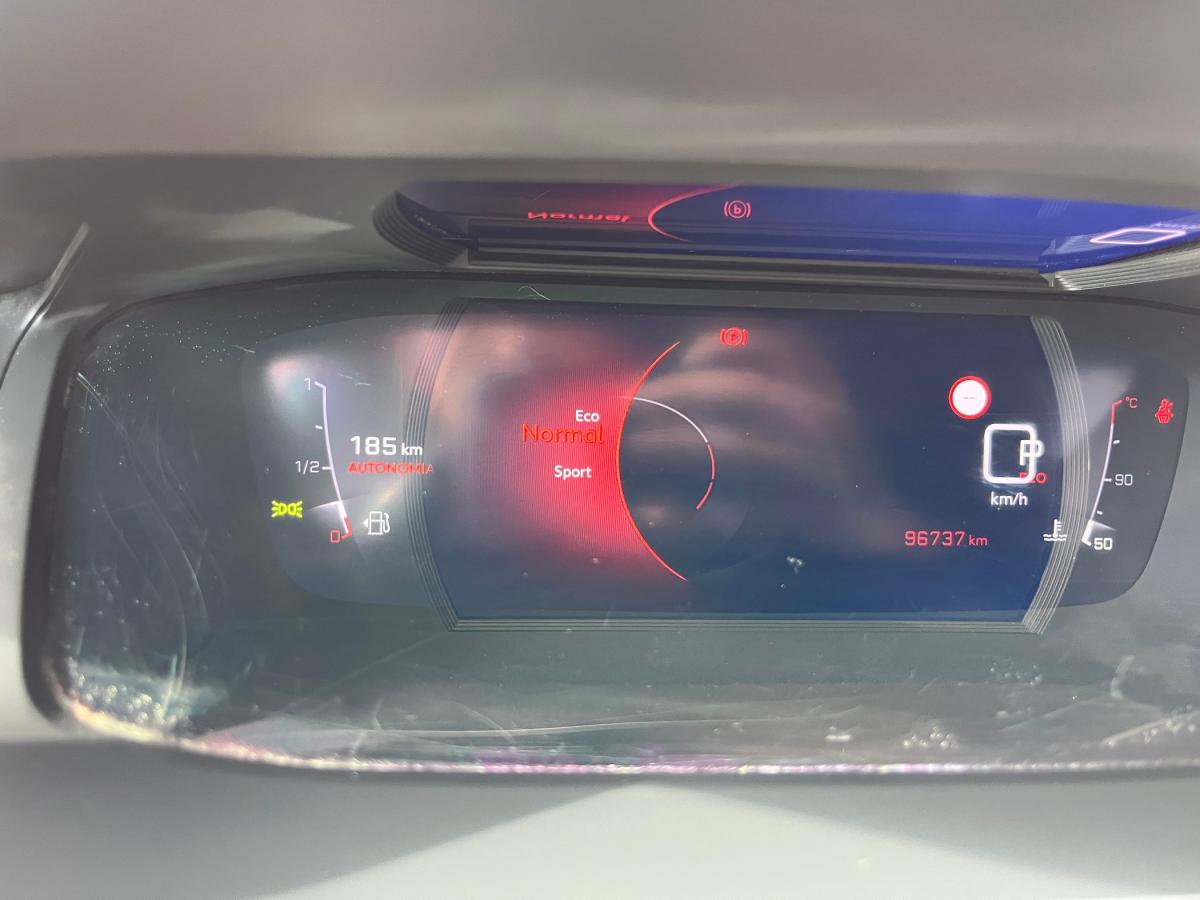 peugeot-2008-2022-diesel-1499cc