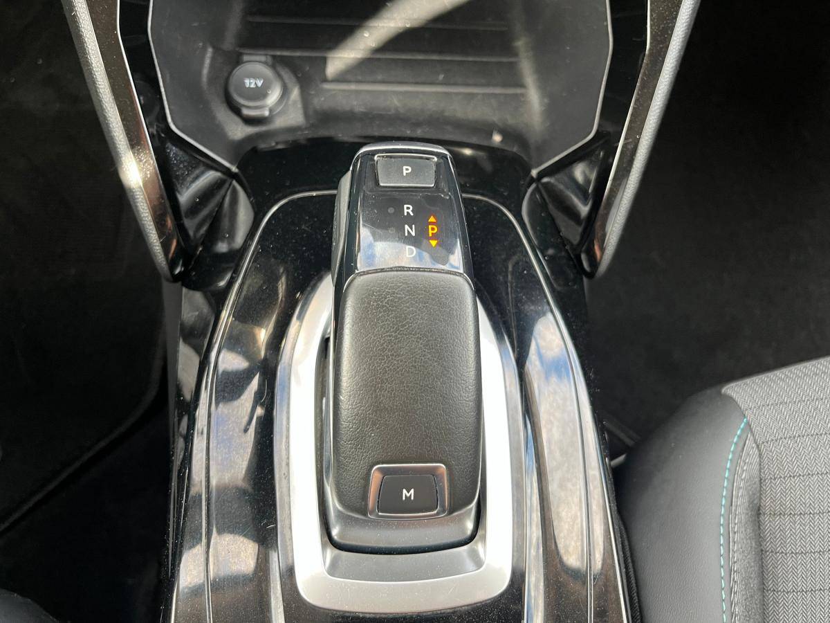 peugeot-2008-2022-diesel-1499cc