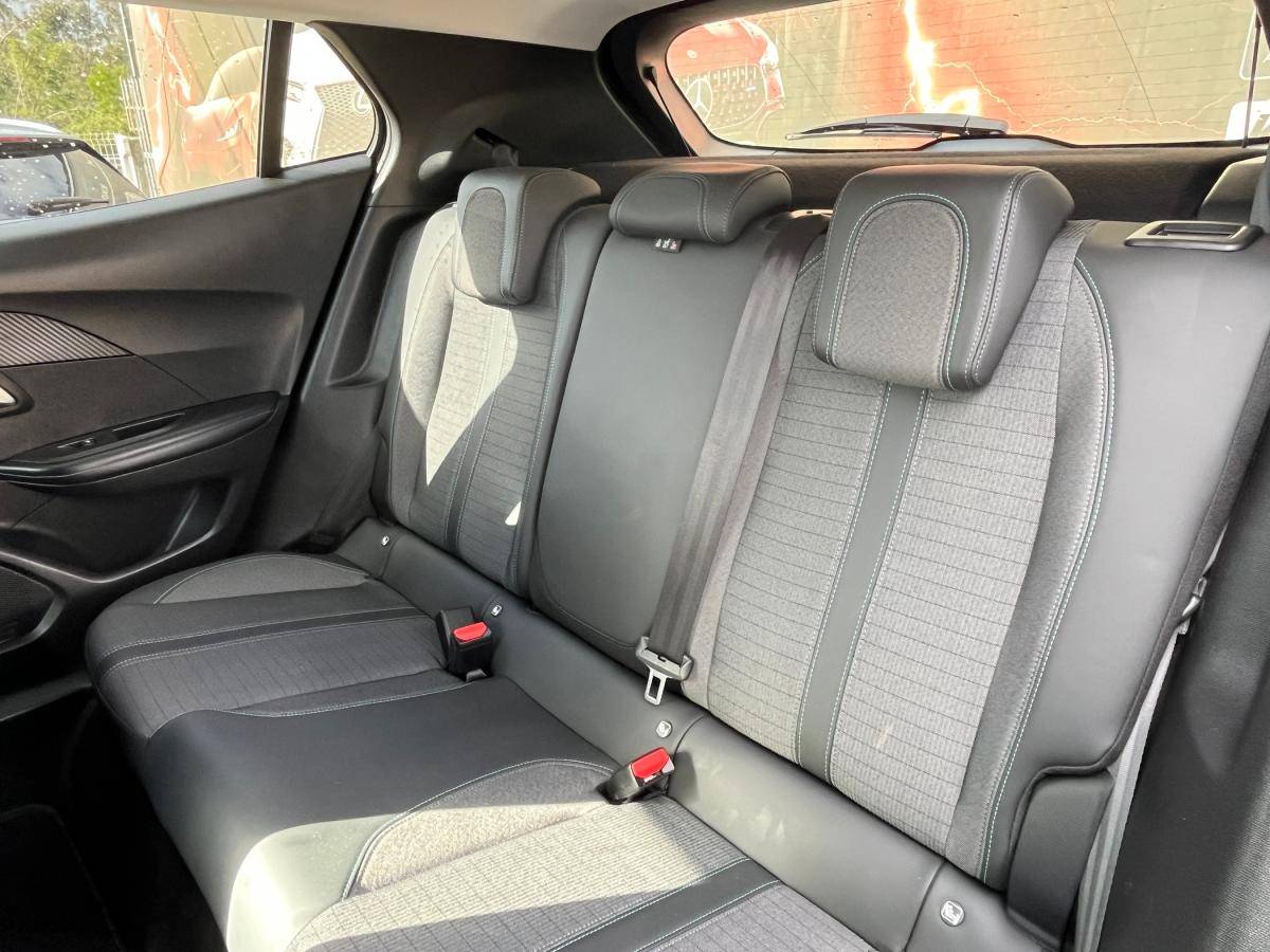 peugeot-2008-2022-diesel-1499cc