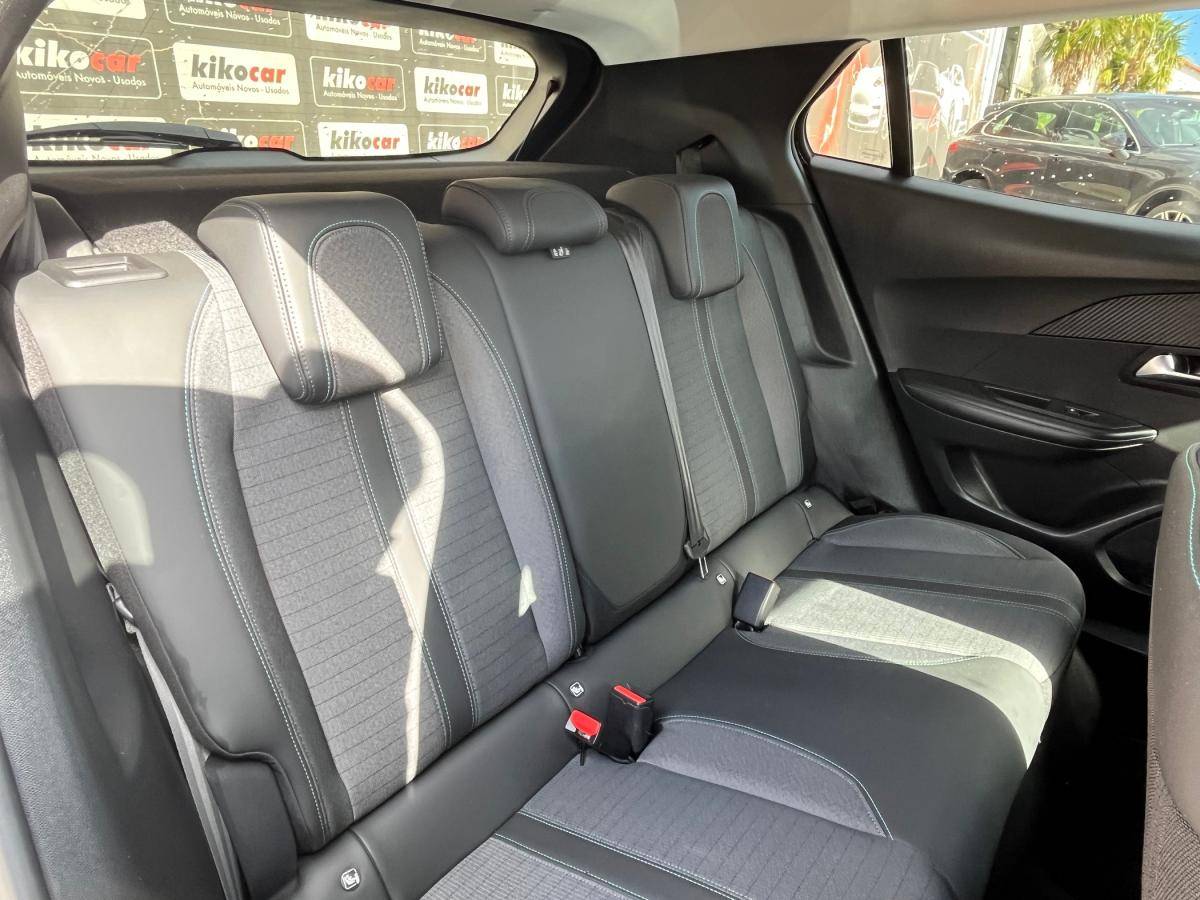 peugeot-2008-2022-diesel-1499cc