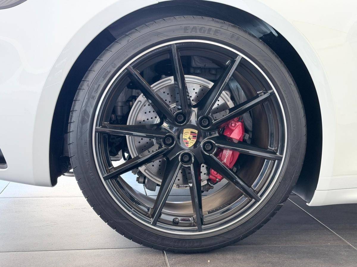 porsche-992-2021-gasolina-2981cc