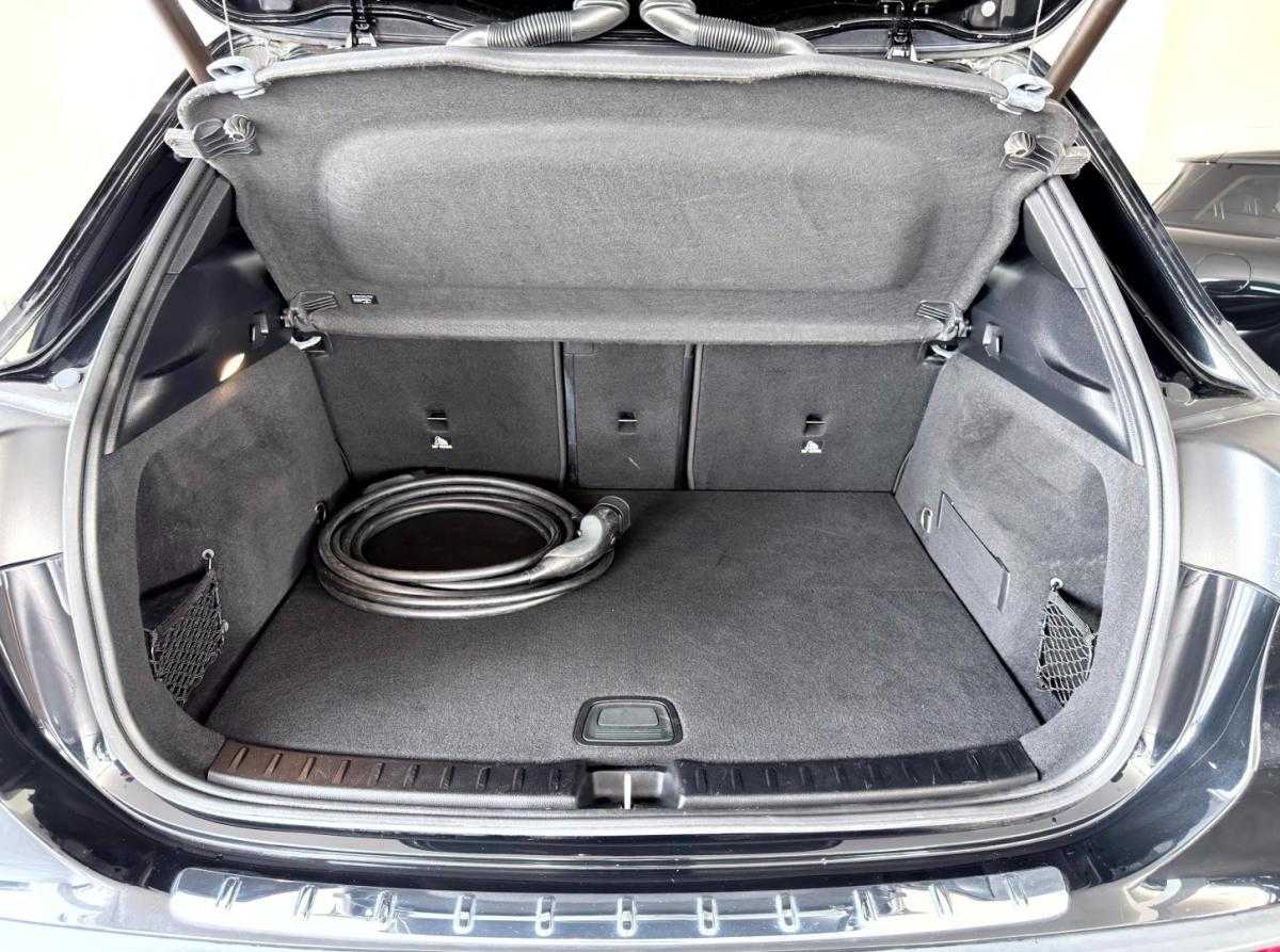 mercedes-benz-eqa-2023-eletrico-0cc