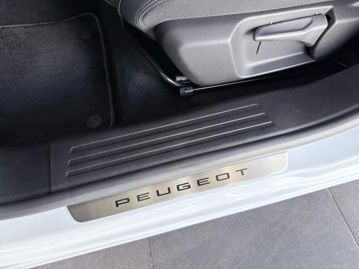 peugeot-e-2008-2024-eletrico-0cc