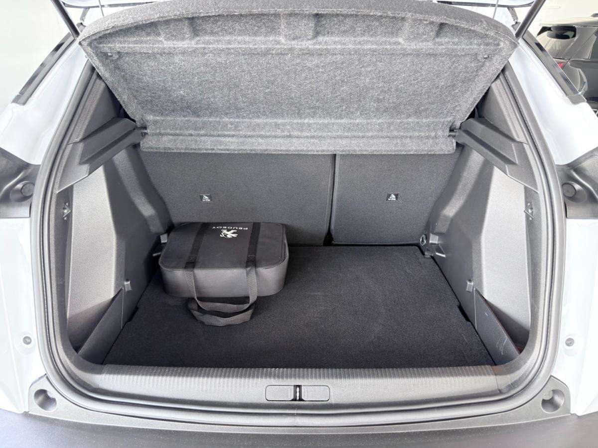 peugeot-e-2008-2024-eletrico-0cc