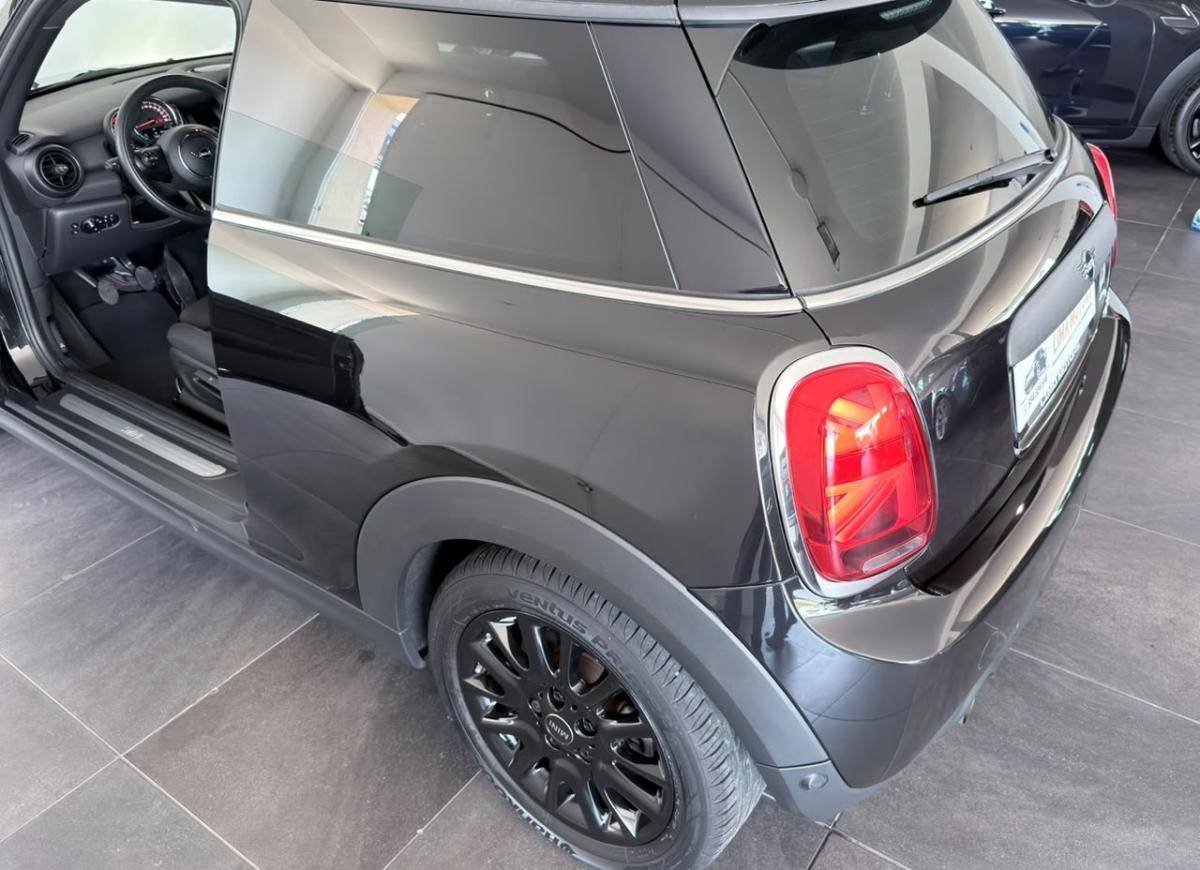 mini-cooper-2019-diesel-1496cc