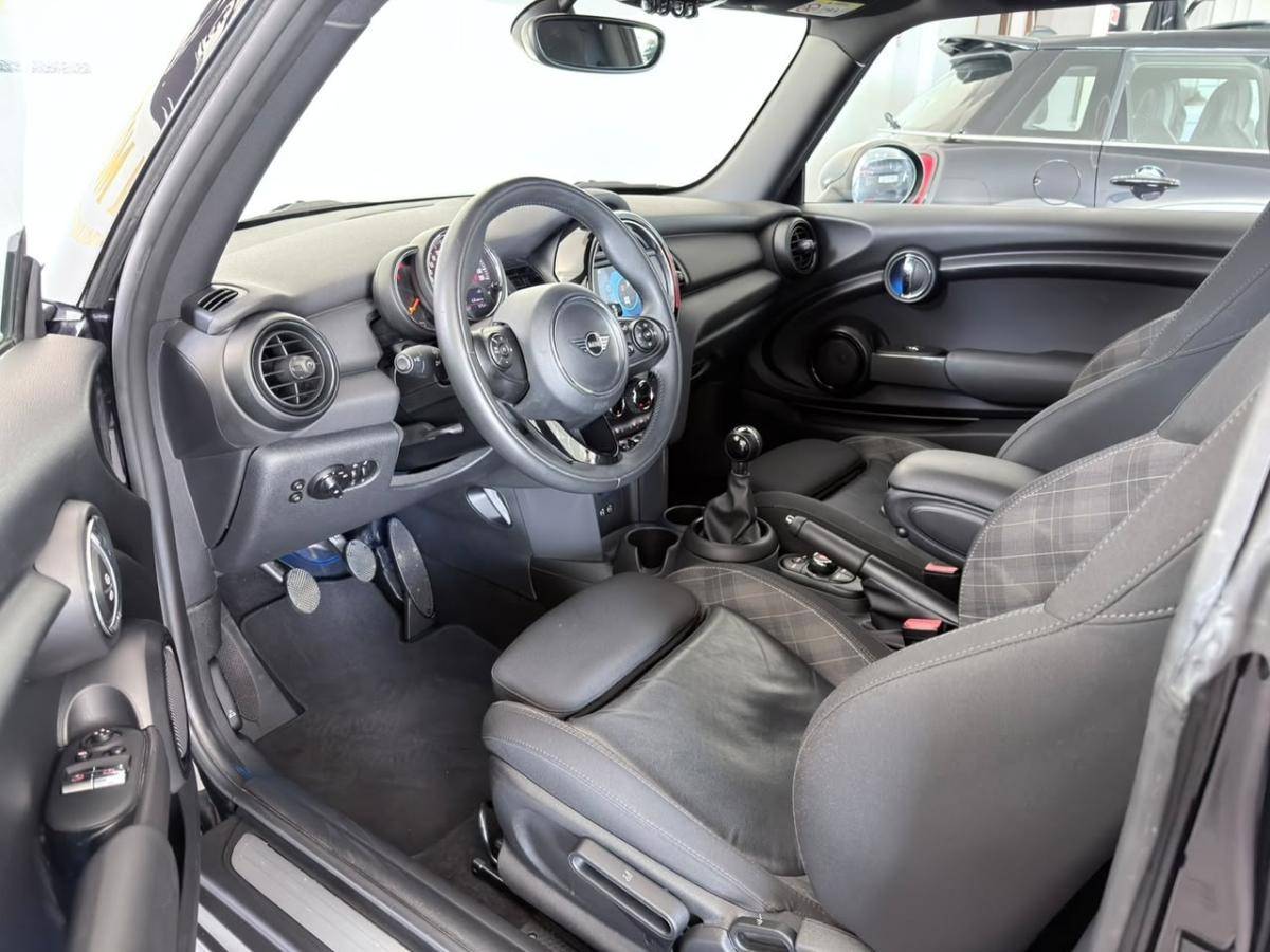 mini-cooper-2019-diesel-1496cc