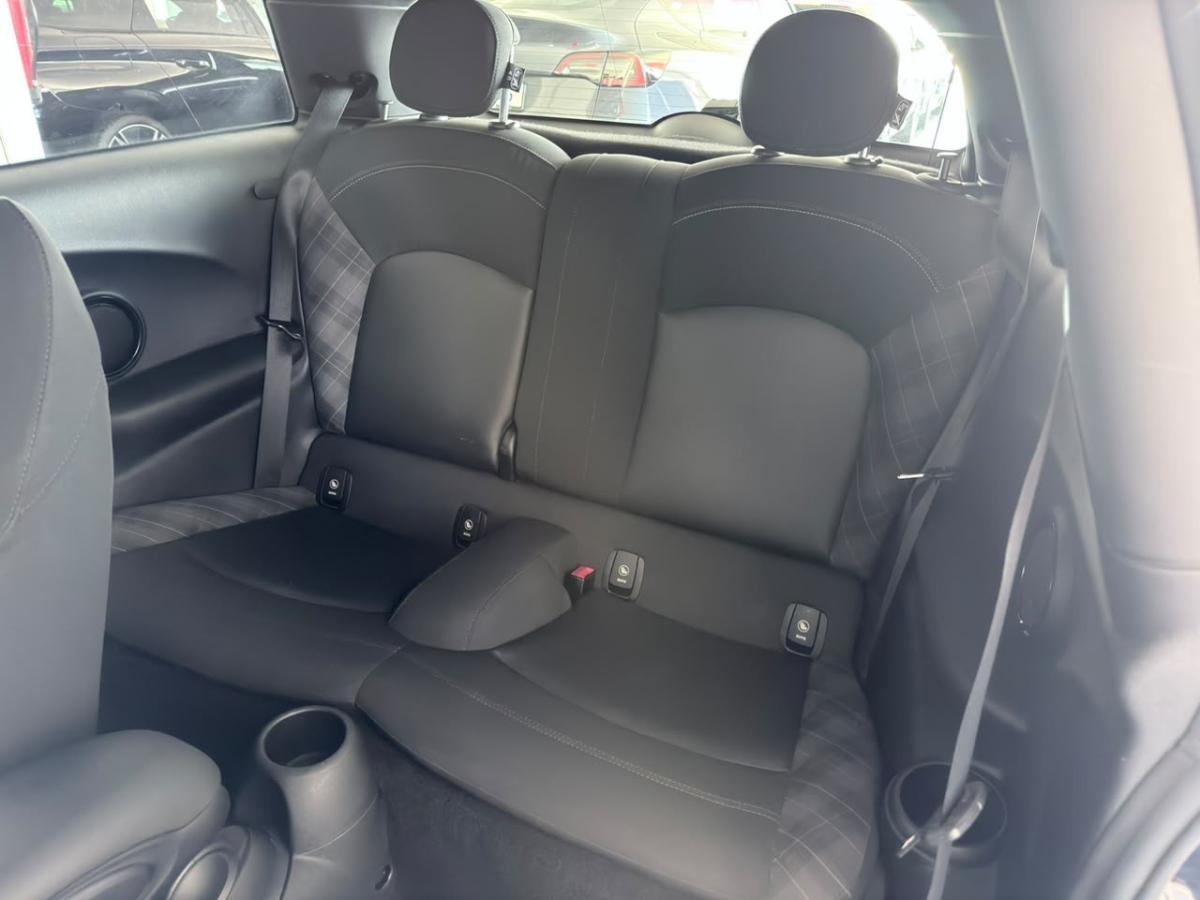 mini-cooper-2019-diesel-1496cc