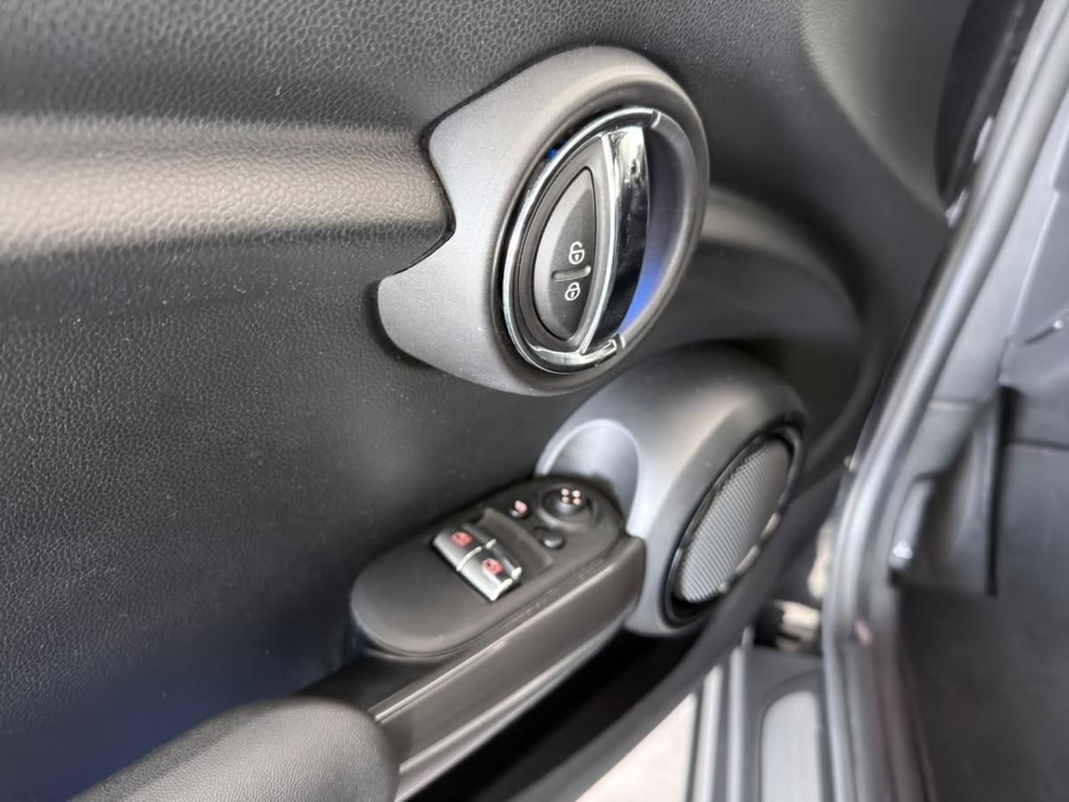 mini-cooper-2019-diesel-1496cc