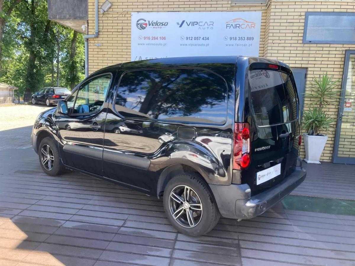 peugeot-partner-2017-diesel-1560cc