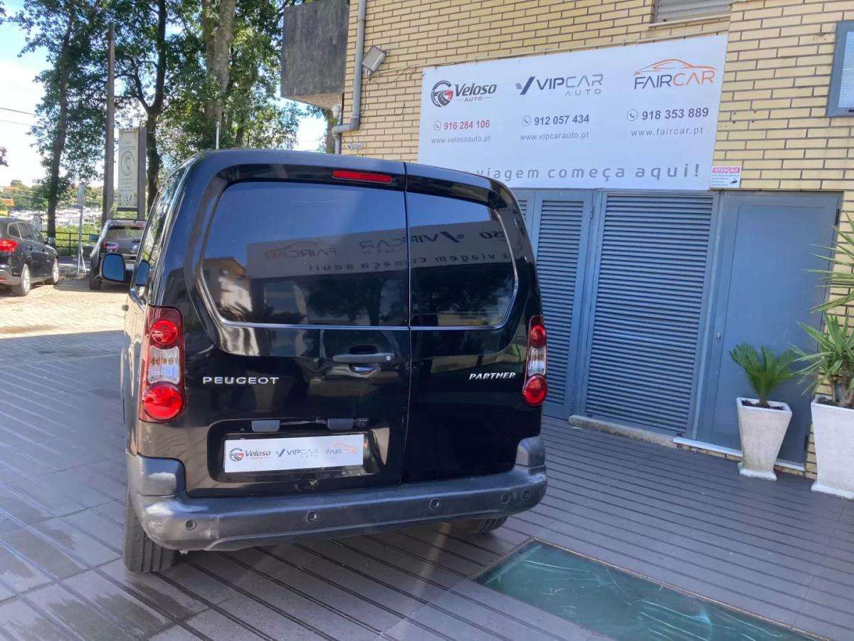 peugeot-partner-2017-diesel-1560cc