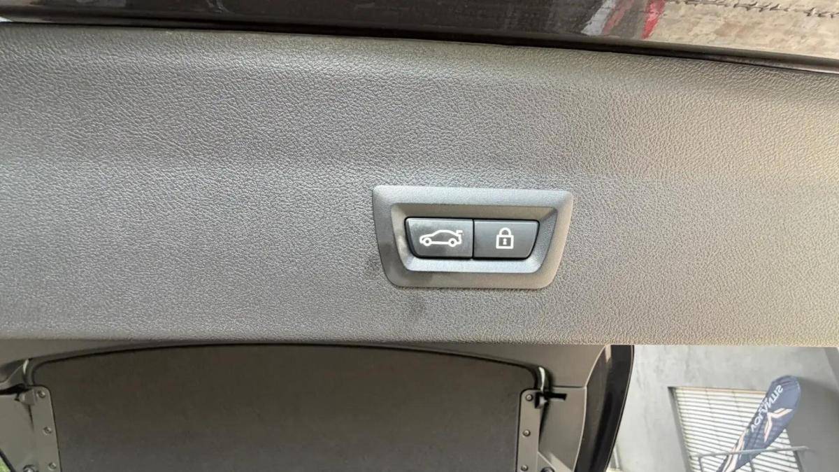 bmw-x4-2021-diesel-1995cc