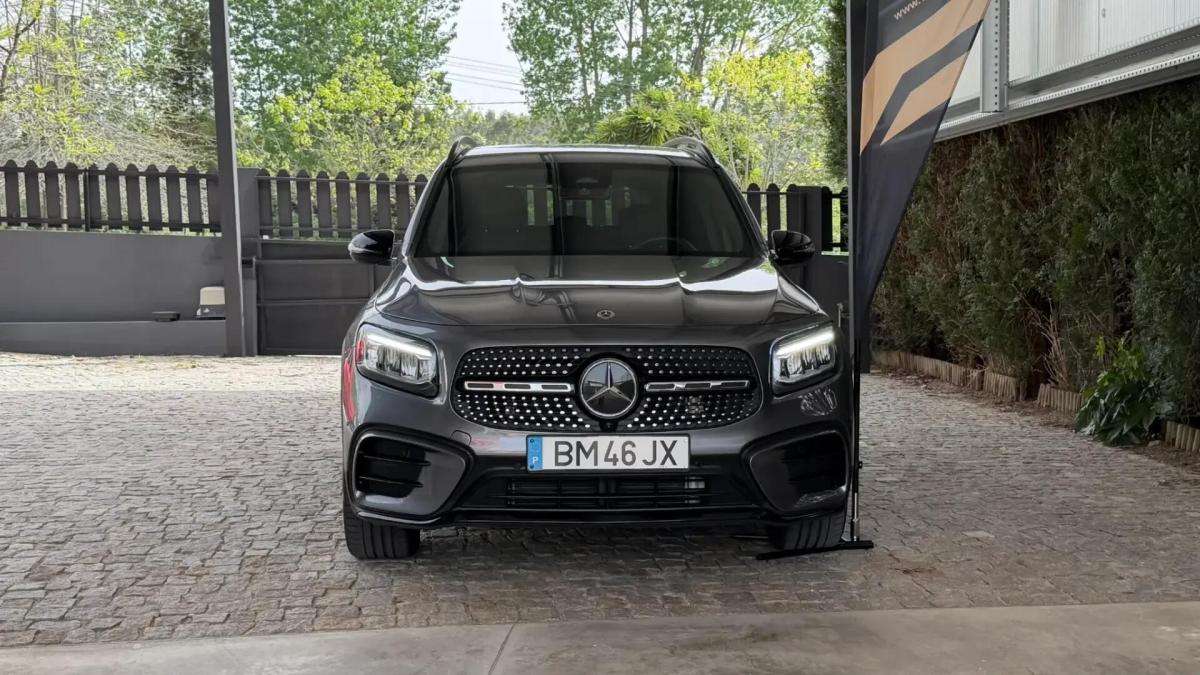 mercedes-benz-glb-180-d-amg-line-2024-diesel-1950cc