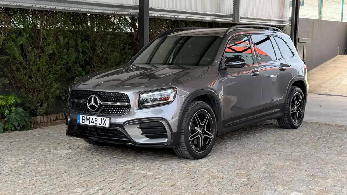 mercedes-benz-glb-180-d-amg-line-2024-diesel-1950cc