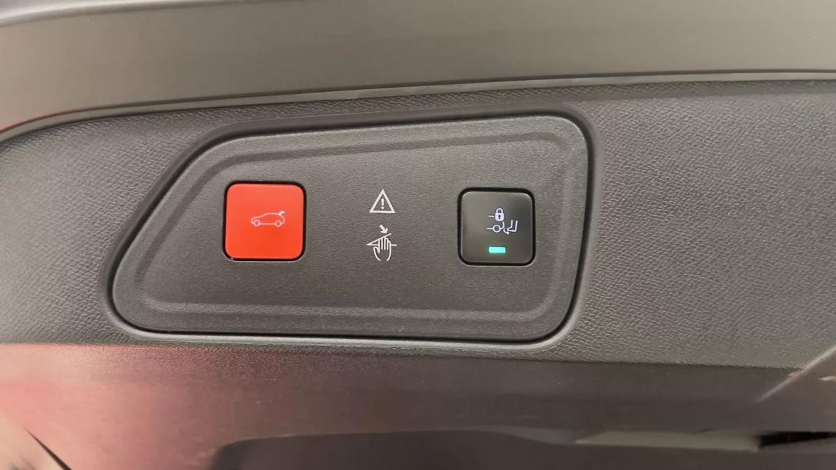 peugeot-3008-2019-diesel-1499cc