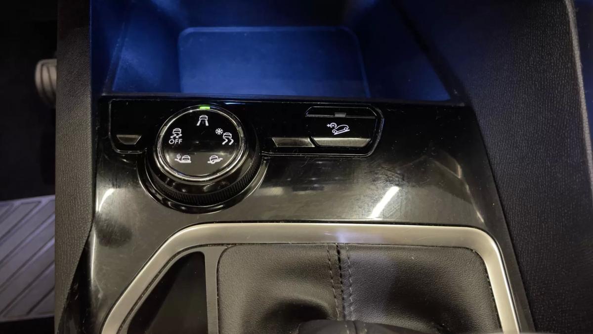 peugeot-3008-2019-diesel-1499cc
