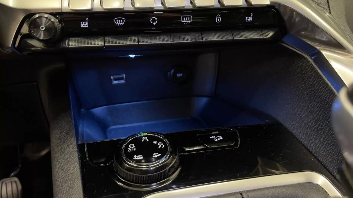 peugeot-3008-2019-diesel-1499cc
