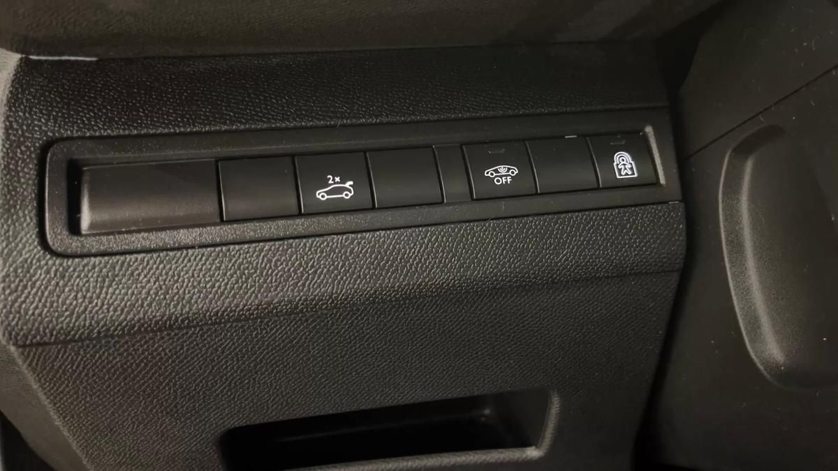 peugeot-3008-2019-diesel-1499cc