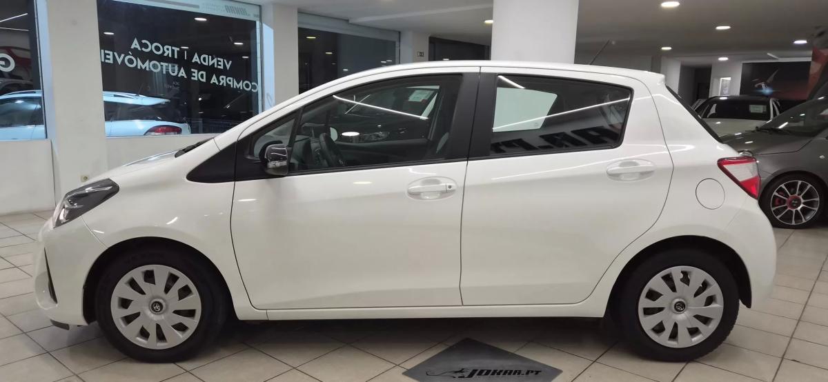 toyota-yaris-2020-gasolina-998cc