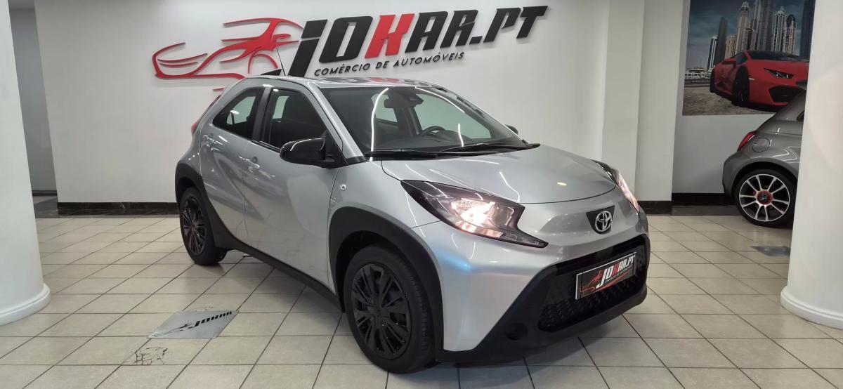 toyota-aygo-x-2023-gasolina-998cc