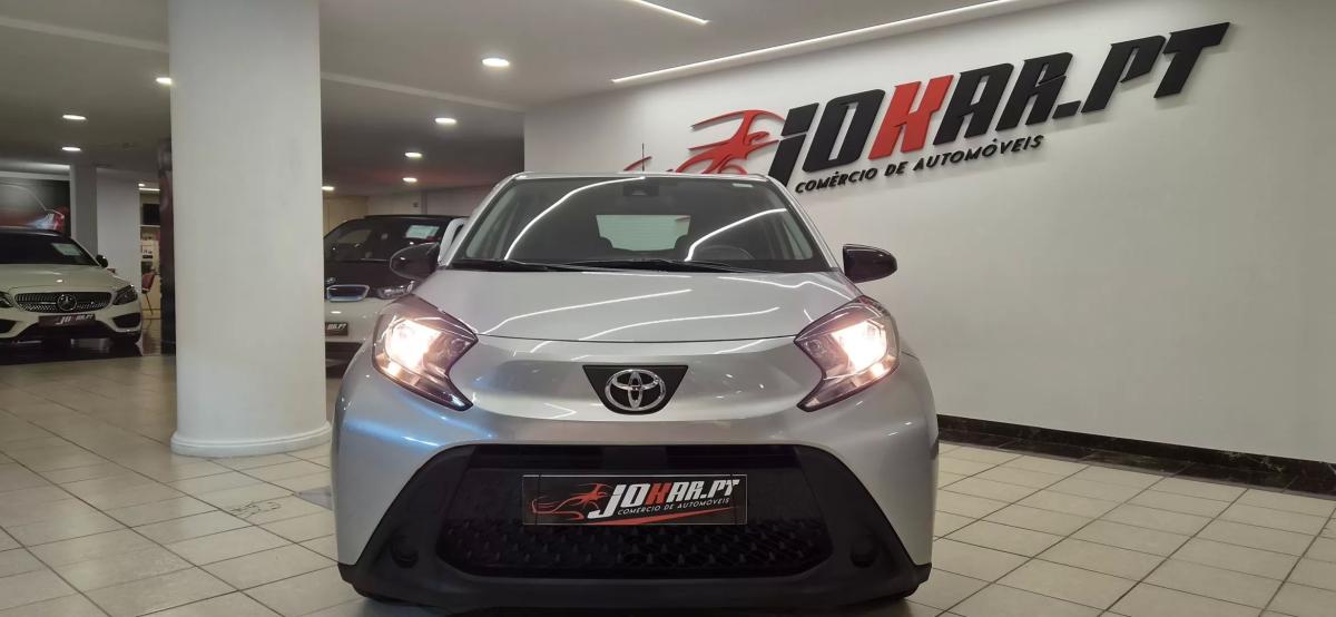 toyota-aygo-x-2023-gasolina-998cc