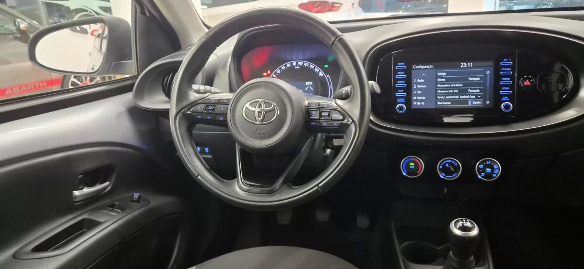 toyota-aygo-x-2023-gasolina-998cc