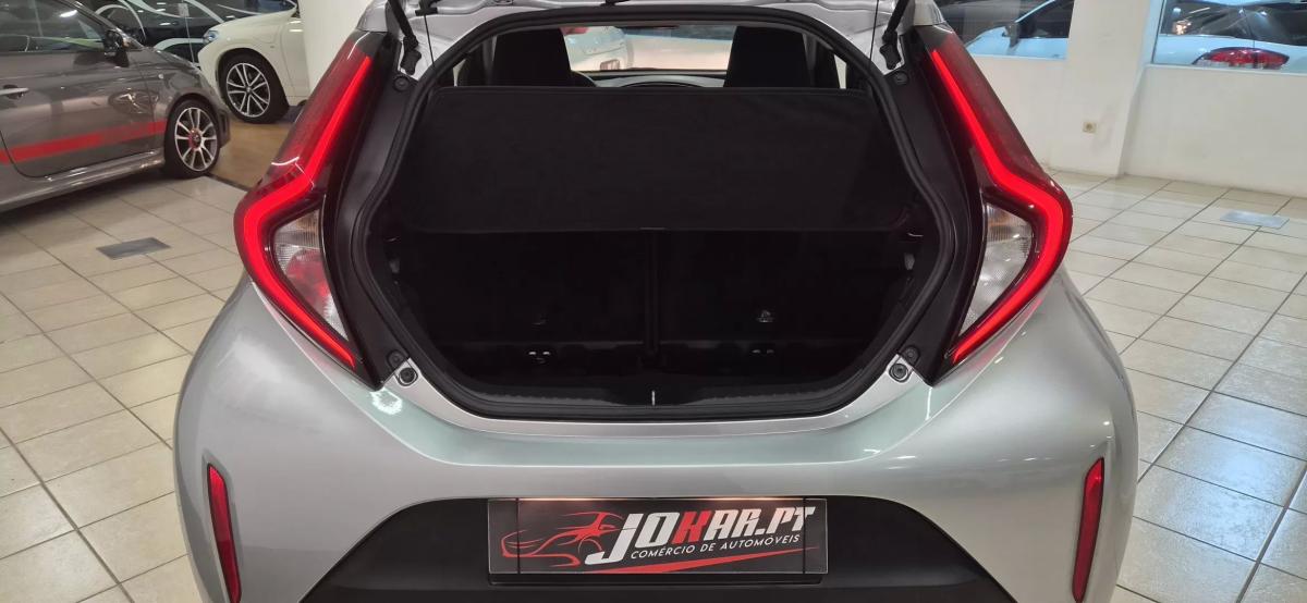 toyota-aygo-x-2023-gasolina-998cc