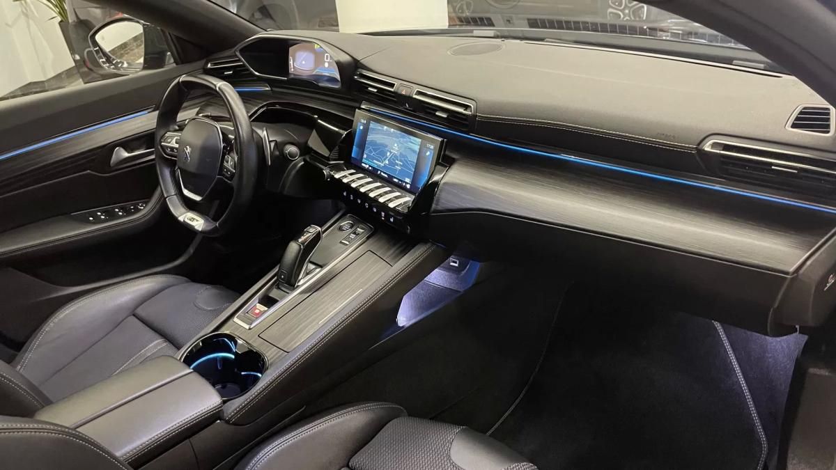 peugeot-508-sw-2023-diesel-1499cc