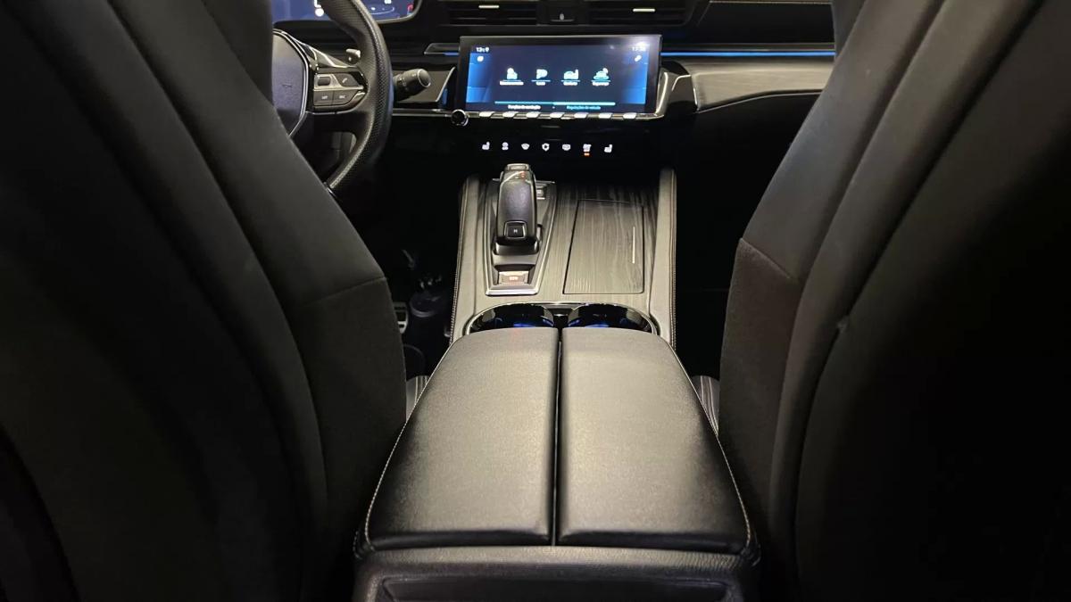 peugeot-508-sw-2023-diesel-1499cc