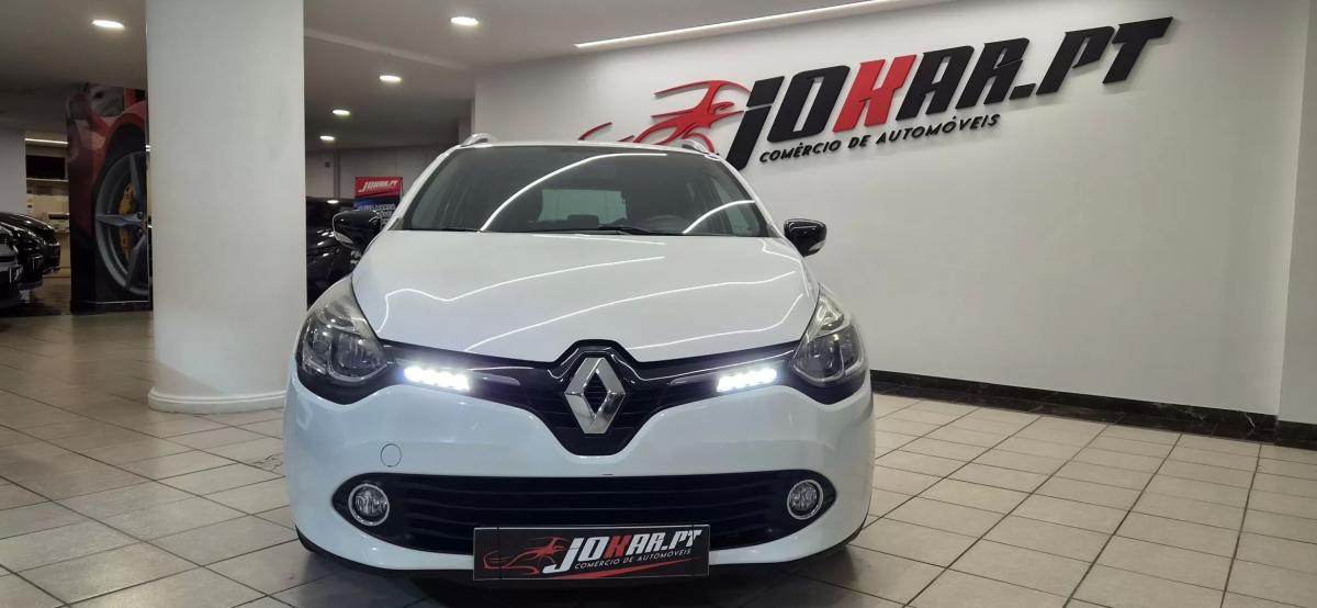 renault-clio-sport-tourer-2015-diesel-1461cc