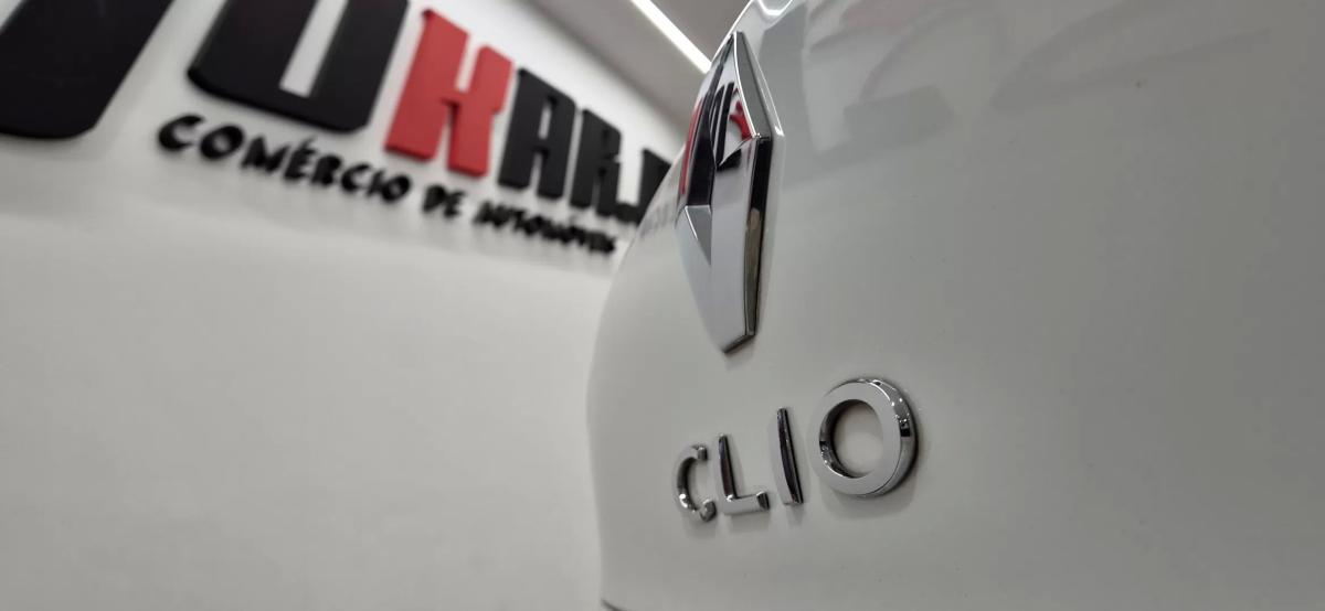 renault-clio-sport-tourer-2015-diesel-1461cc