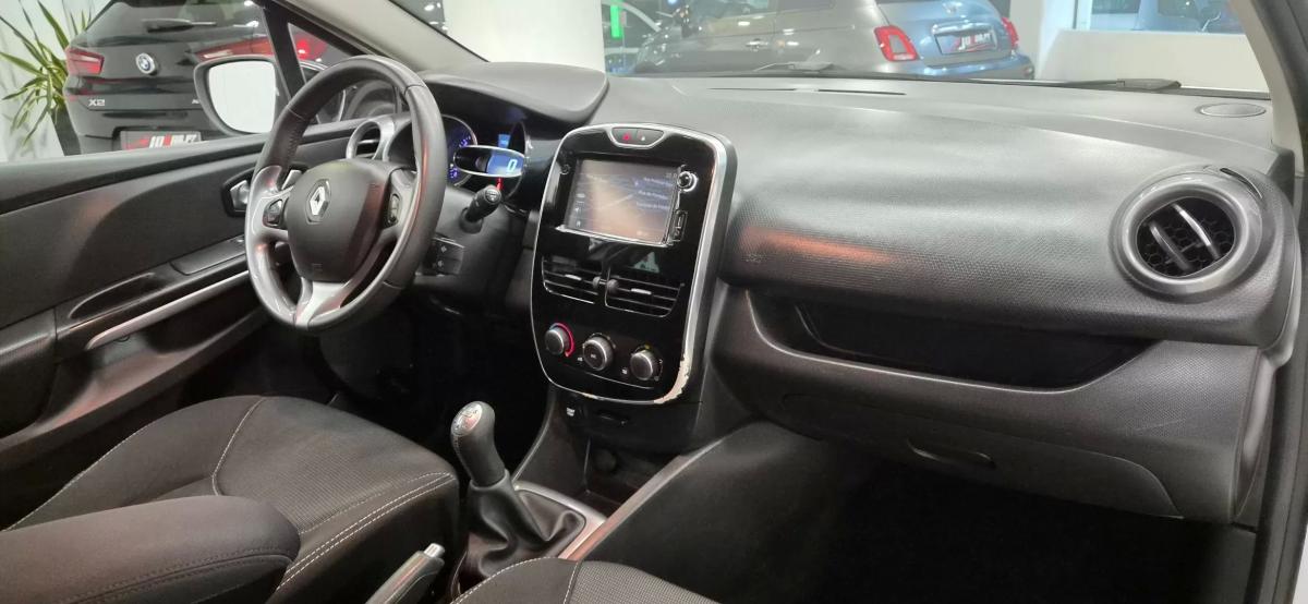 renault-clio-sport-tourer-2015-diesel-1461cc