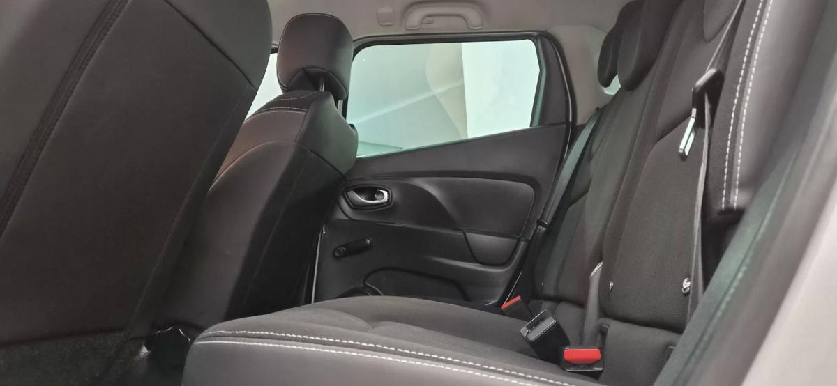 renault-clio-sport-tourer-2015-diesel-1461cc