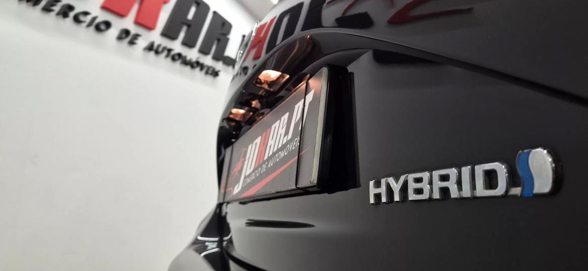 toyota-yaris-2018-hibrido-a-gasolina-1497cc