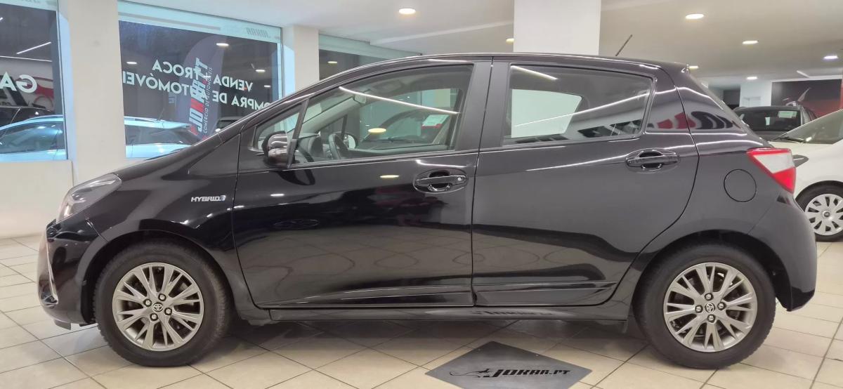 toyota-yaris-2018-hibrido-a-gasolina-1497cc