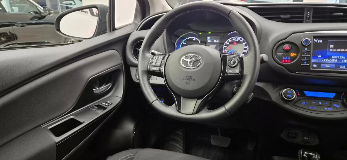 toyota-yaris-2018-hibrido-a-gasolina-1497cc