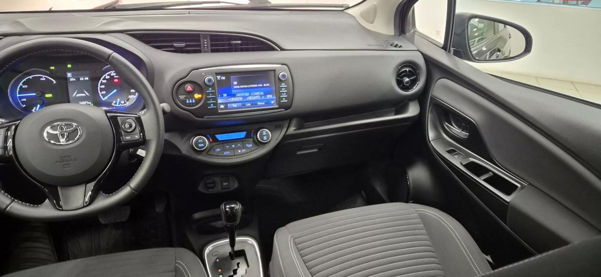 toyota-yaris-2018-hibrido-a-gasolina-1497cc