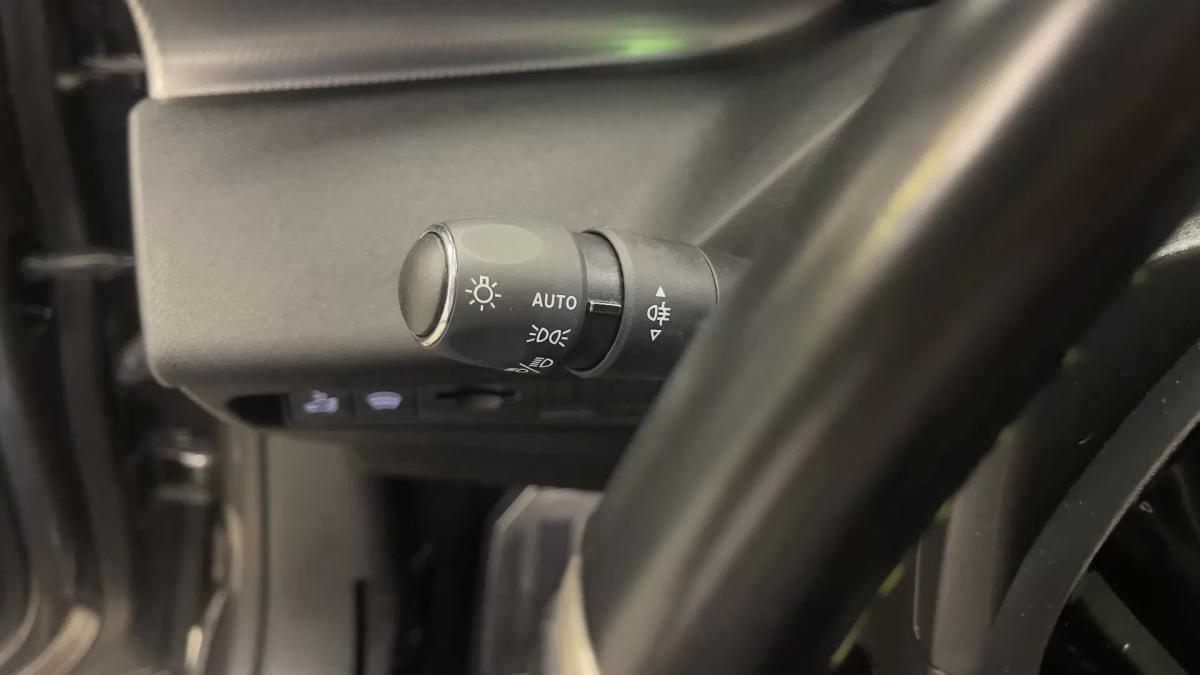 peugeot-308-sw-2023-gasolina-1199cc