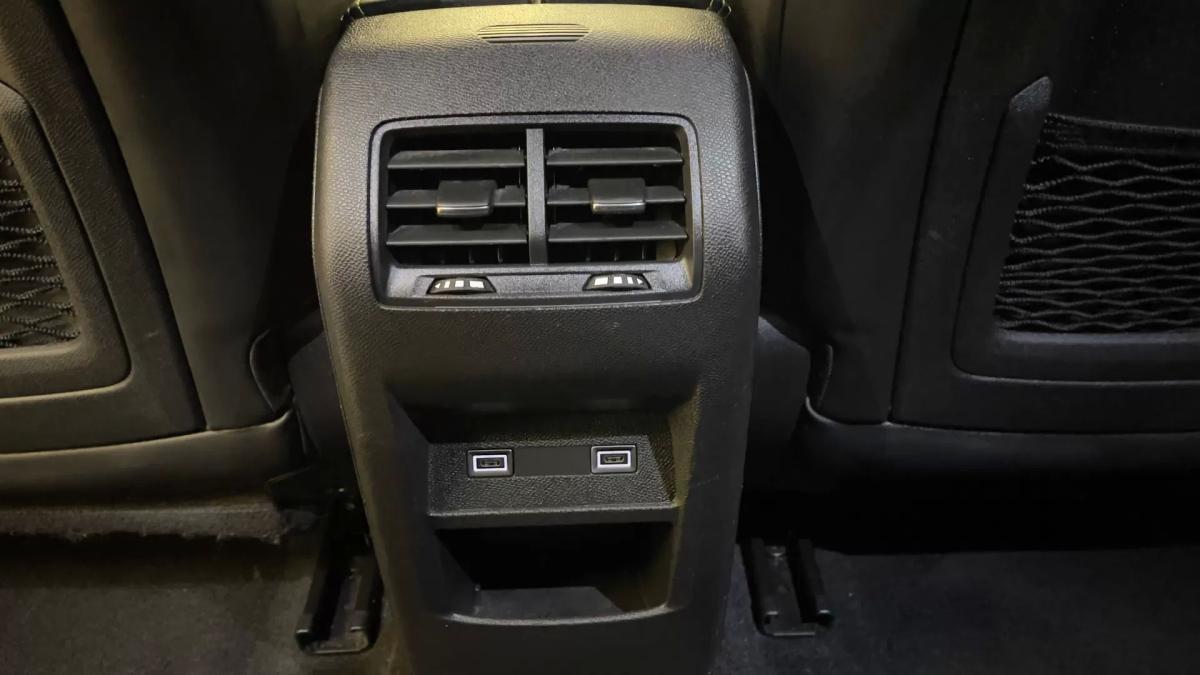 peugeot-308-sw-2023-gasolina-1199cc